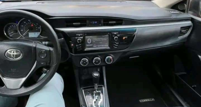 Thumbnail 5 of 2016 Toyota Corolla LE